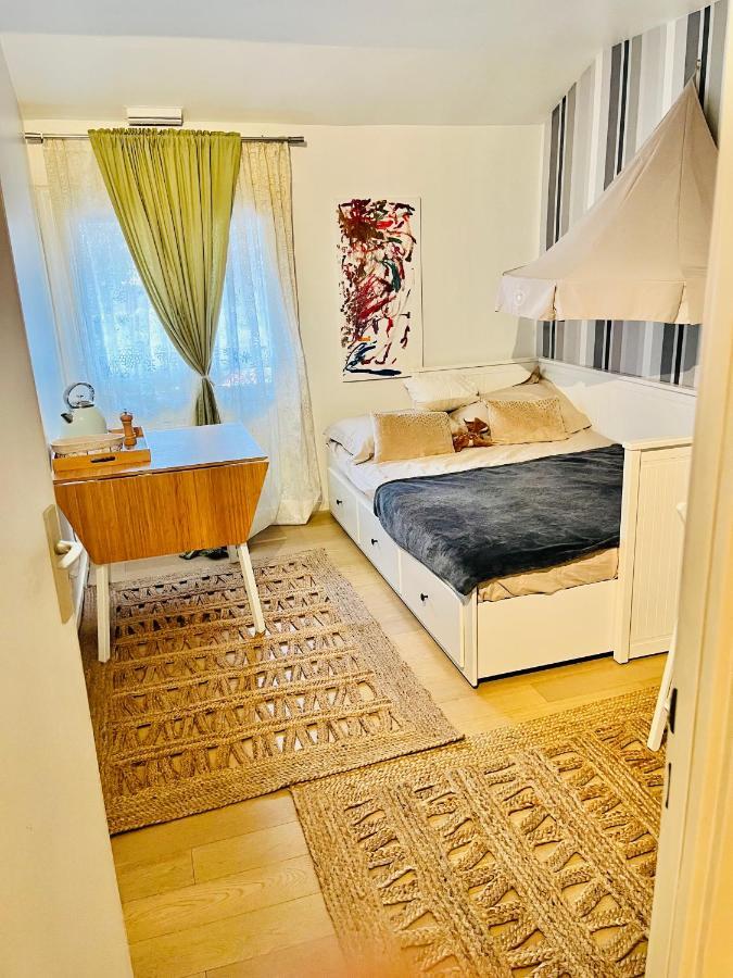 Private Rooms In A Tiny Home 4 Min Drive To Airport Cdg ,1 Private Bathroom Ideal For Families And Friends Roissy-en-France Zewnętrze zdjęcie